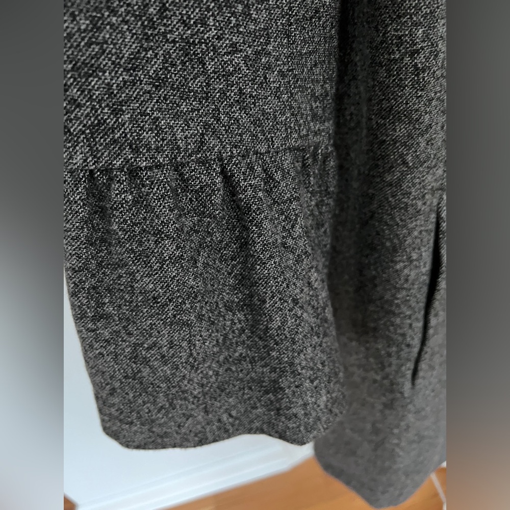 H&M gray coat collarless zip front ruffled bell sleeves Women's US8 EU38 - Picture 6 of 11